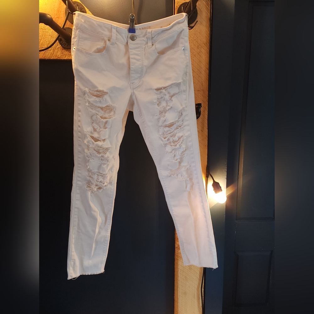 American Eagle relaxed fit jeans size 8